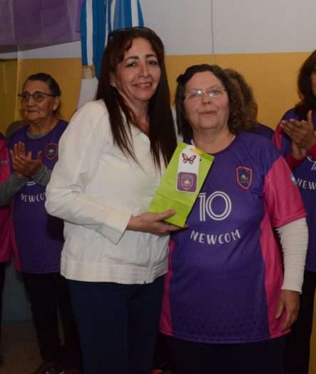 EL BARRIO UNIÓN TIENE EQUIPO DE VOLEY ADAPTADO “LAS SOÑADORAS”