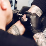 Juventud y Arte: Expo Tattoo Gratuita en Plottier 2025